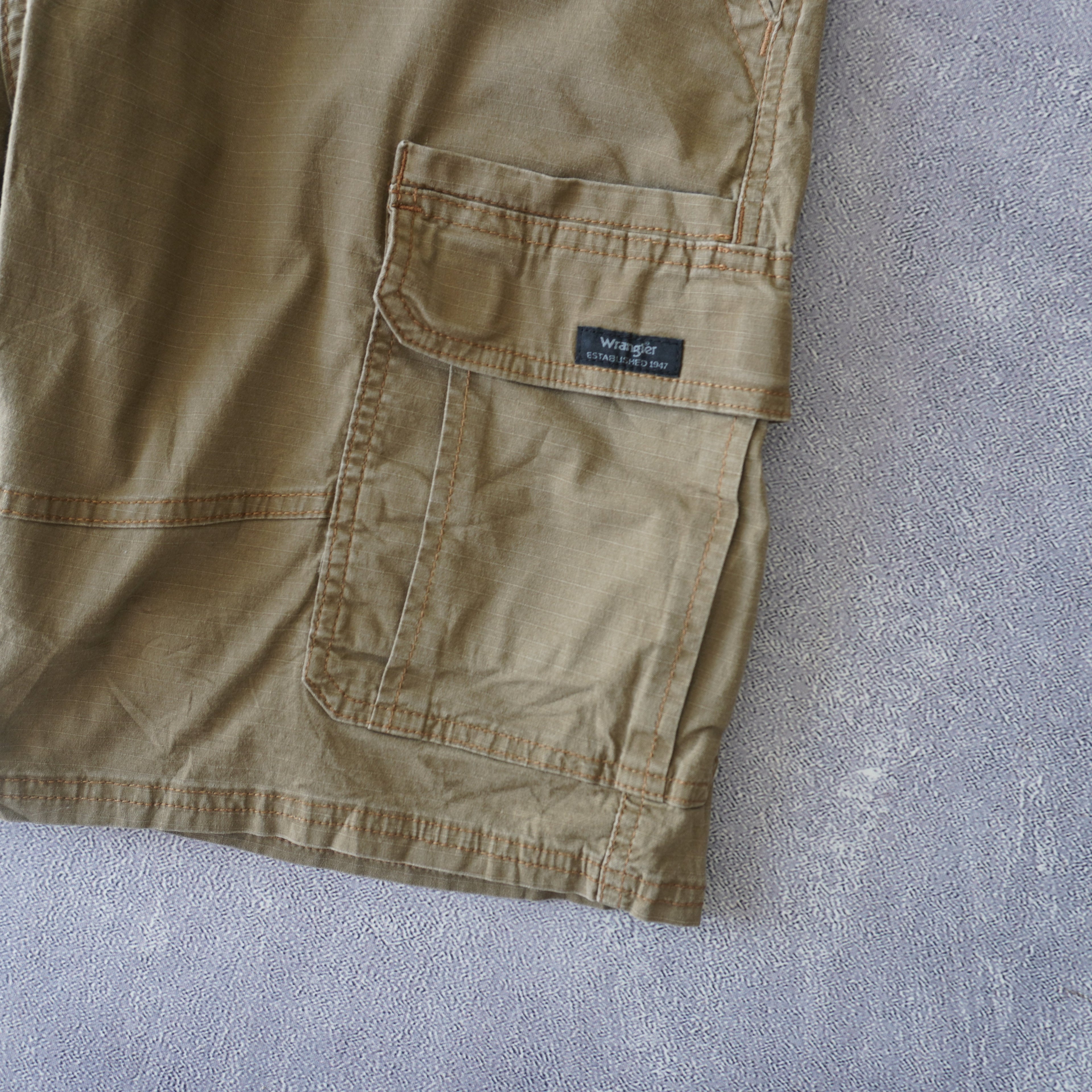 SHORT CARGO WRANGLER CAFE