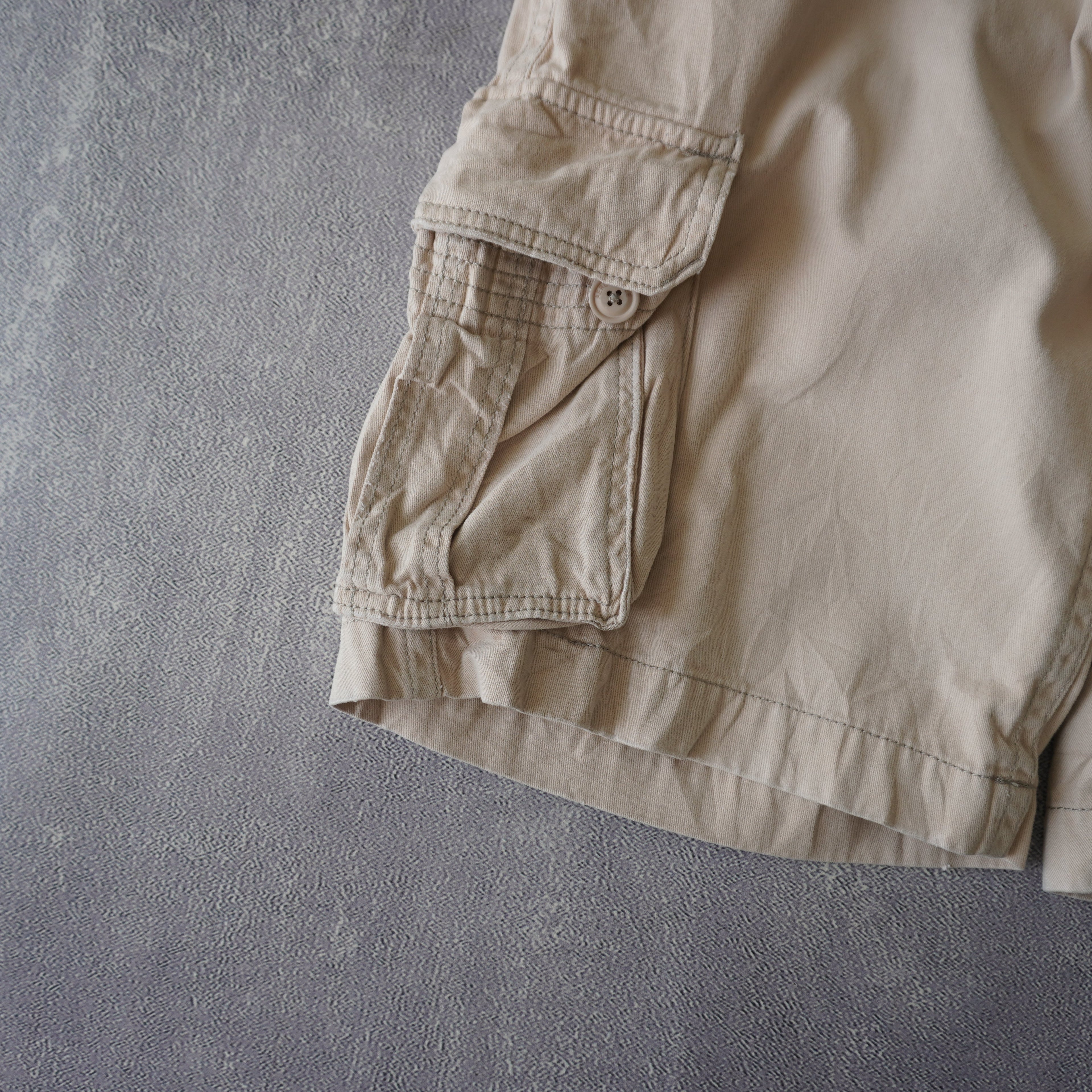Short cargo Aeropostale